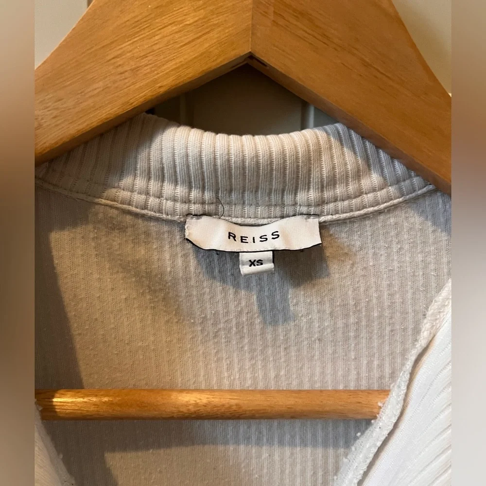 Men’s Cuban Collar shirt - Picture 2 of 4